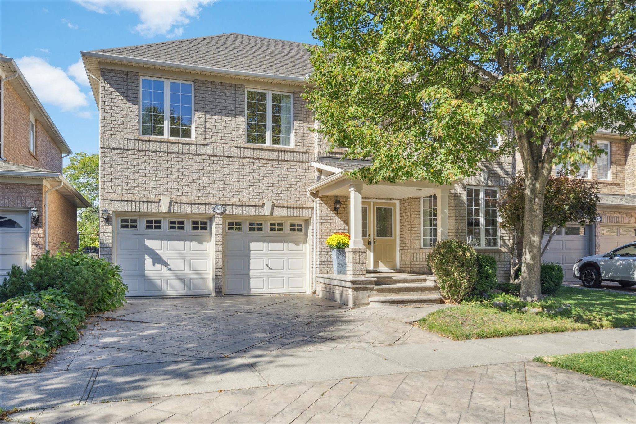 Oakville, ON L6M 3Z2,1413 Pinecliff RD