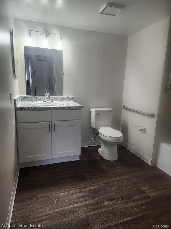 3021 N POINTE DR, Blackman Twp, MI 49202