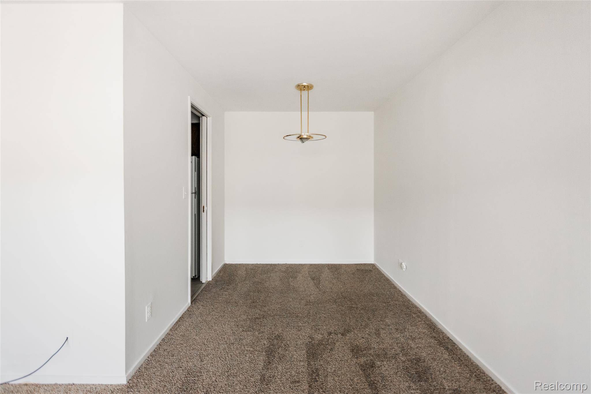 Detroit, MI 48214,8200 E Jefferson AVE #1605