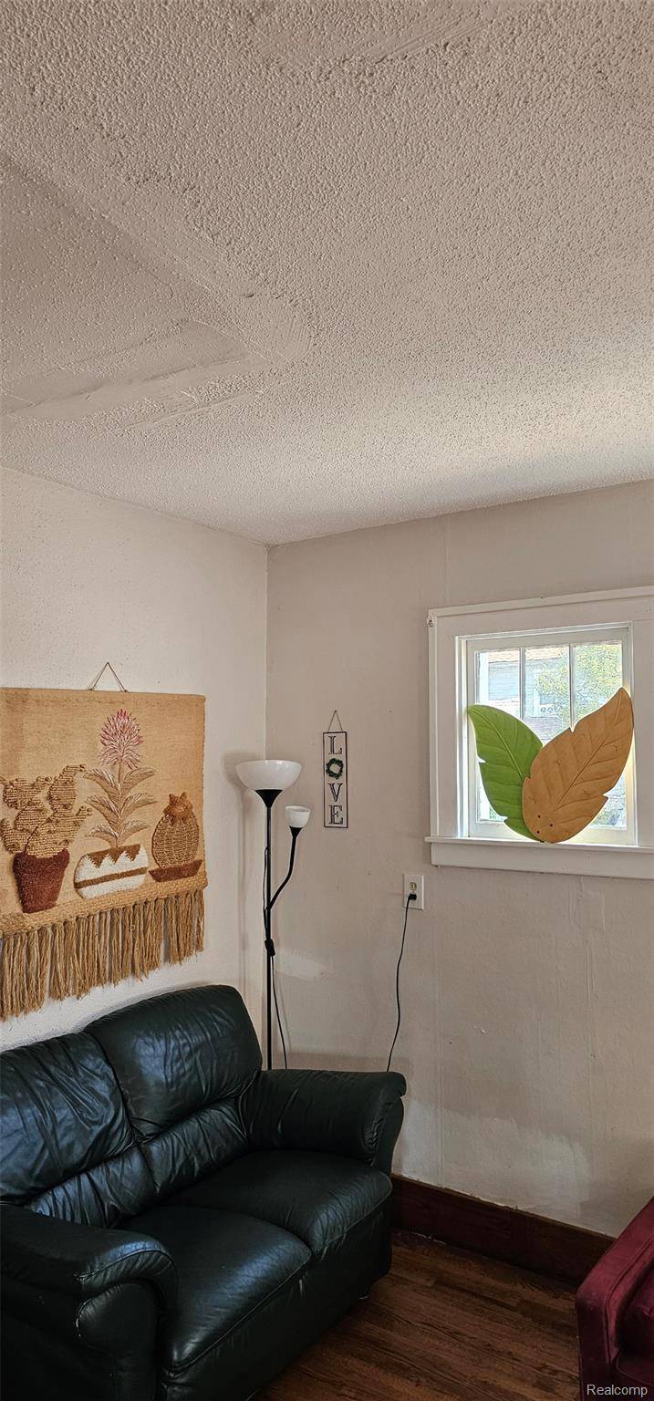 River Rouge, MI 48218,99 E Great Lakes ST