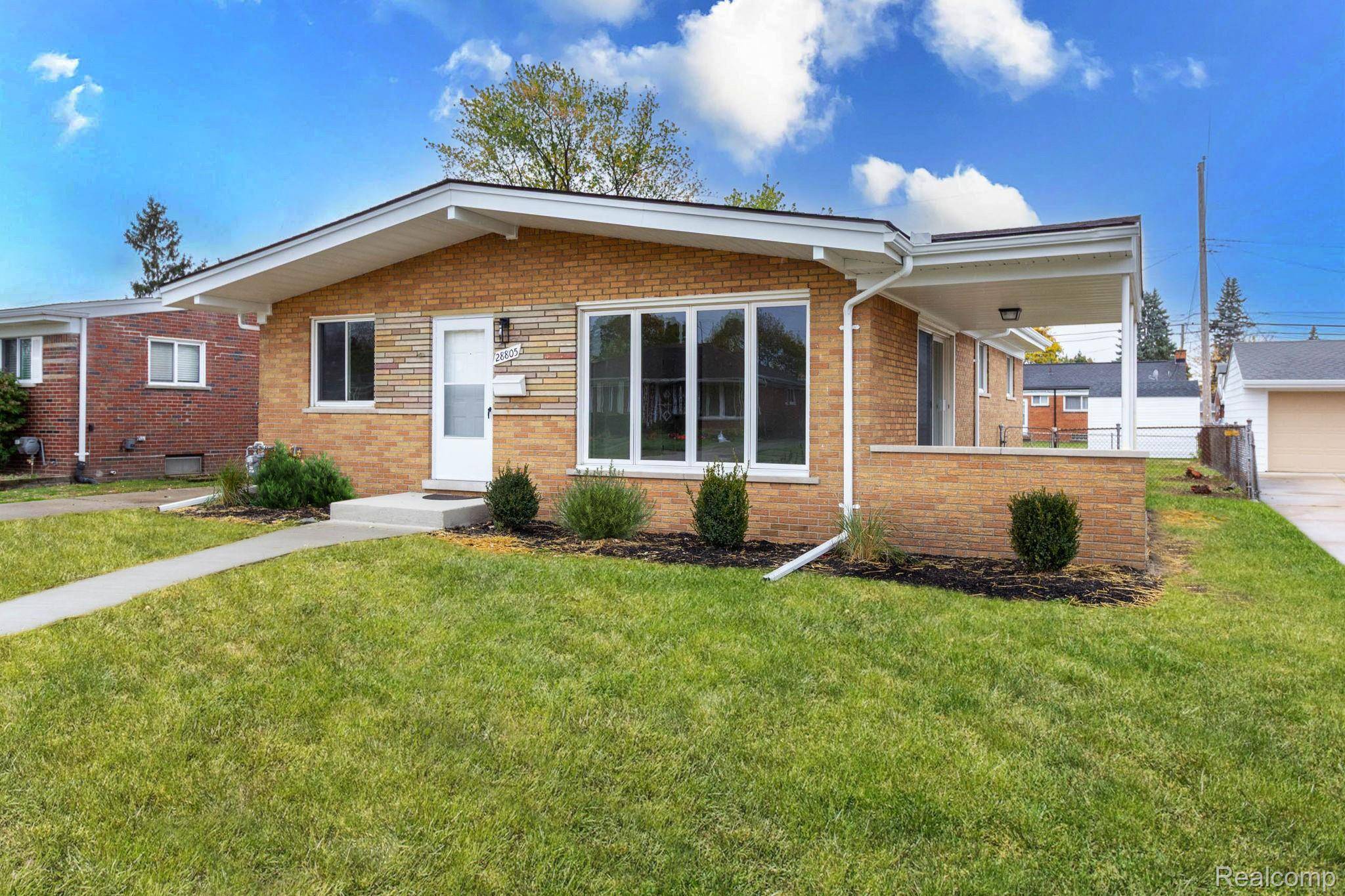 Warren, MI 48093,28805 Palm Beach DR