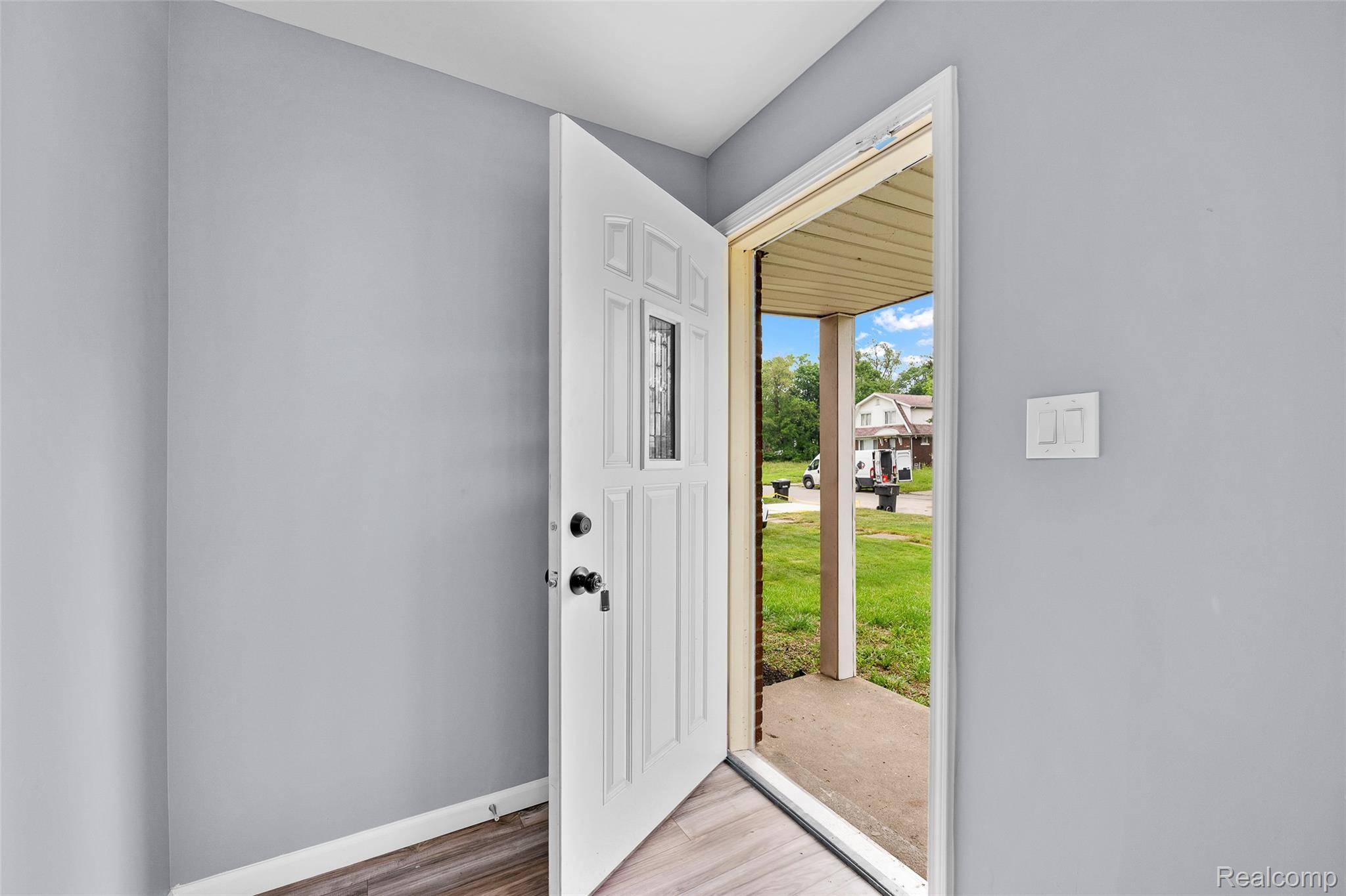 Detroit, MI 48227,13215 Prest ST