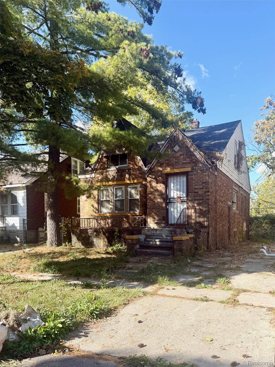 Detroit, MI 48204,10328 Crocuslawn ST