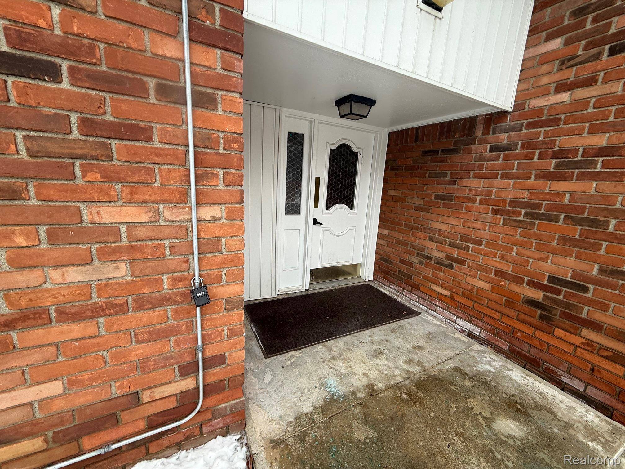 Waterford, MI 48328,1862 Colonial Village WAY