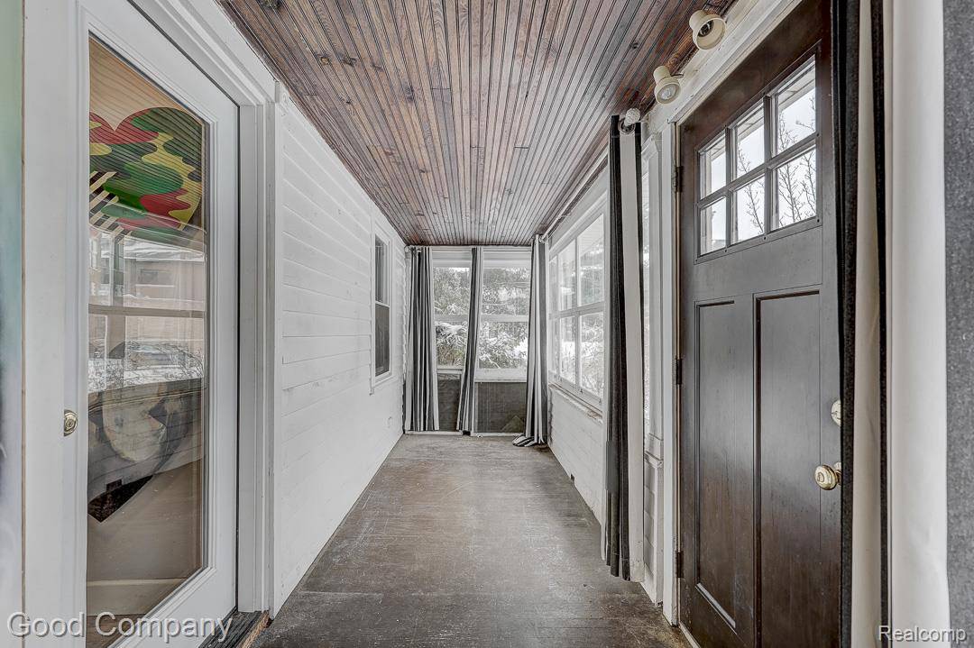 Ferndale, MI 48220,207 W Hazelhurst ST