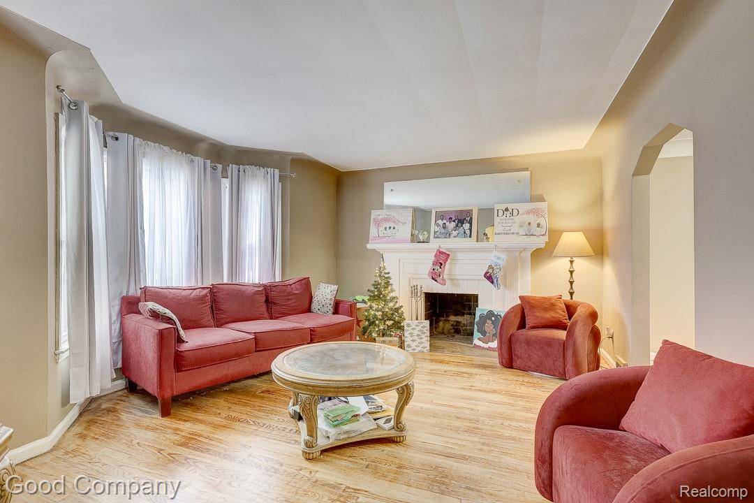 Detroit, MI 48235,17333 Mansfield ST