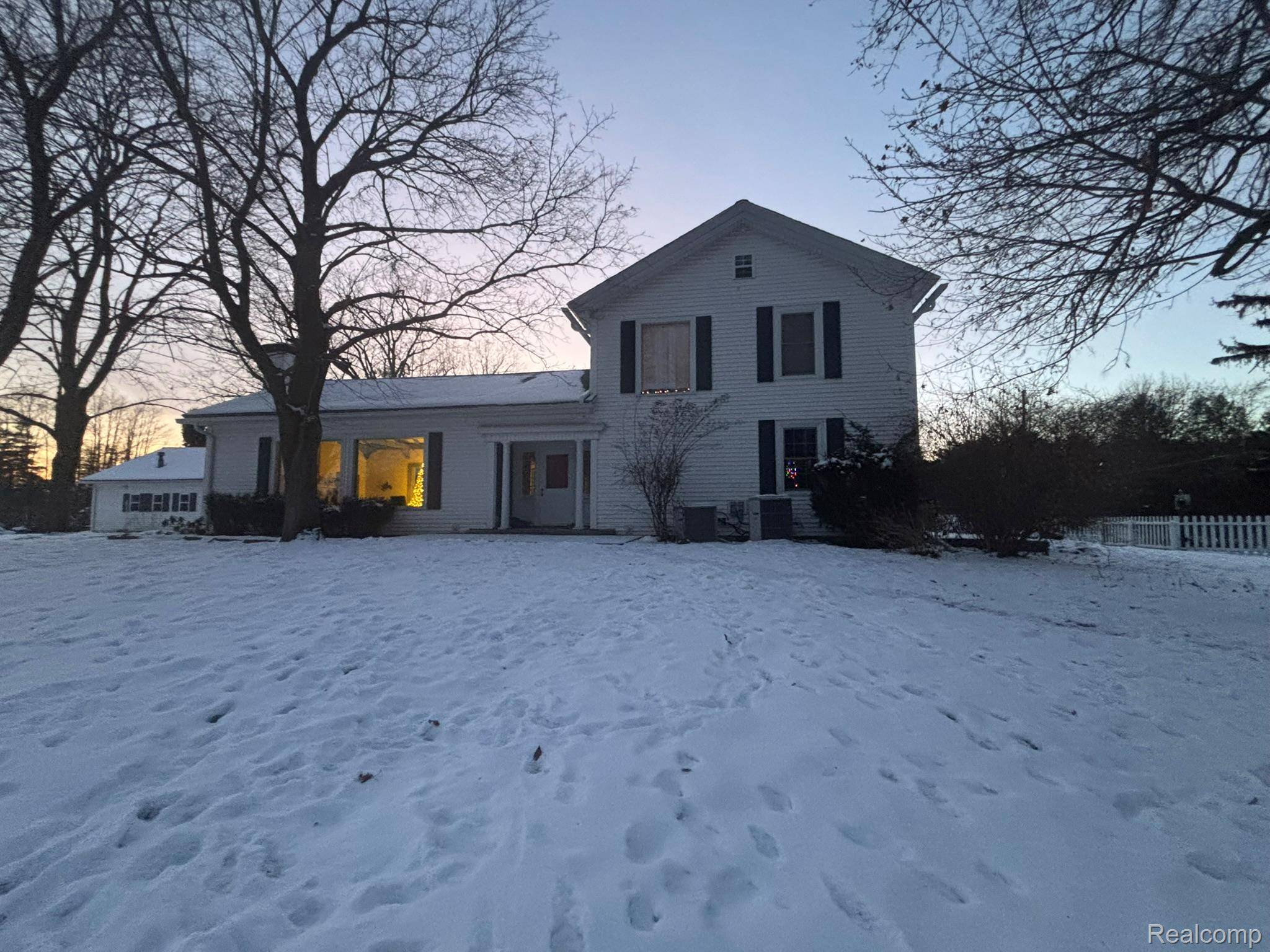 Lapeer, MI 48446,1608 Peppermill RD