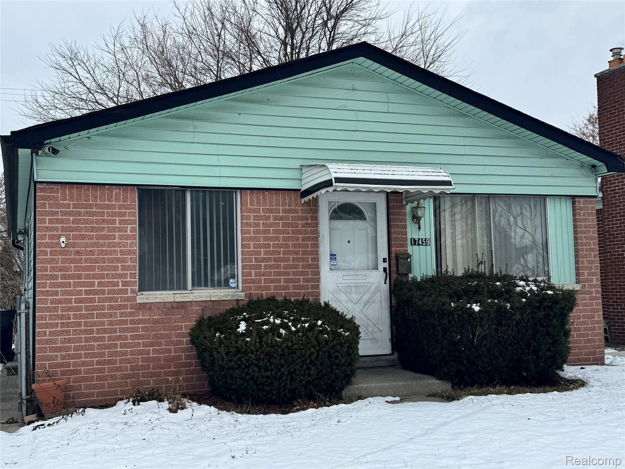 Roseville, MI 48066,17459 Roseville BLVD