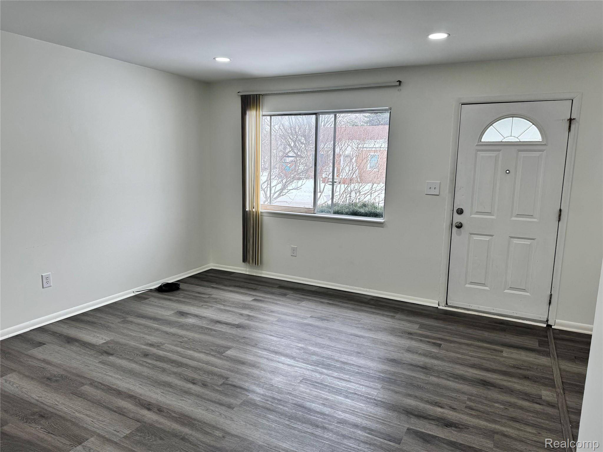 Roseville, MI 48066,17459 Roseville BLVD