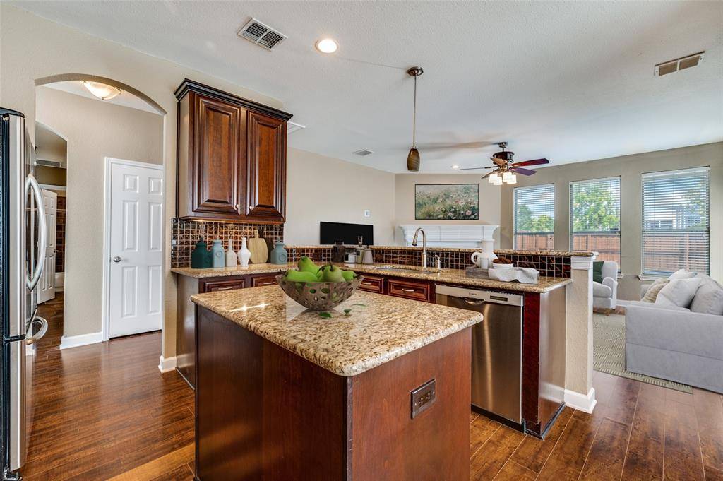 Frisco, TX 75035,6506 Autumnwood Drive