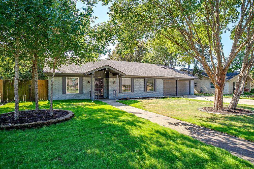 Cleburne, TX 76033,1225 Crestwood Drive