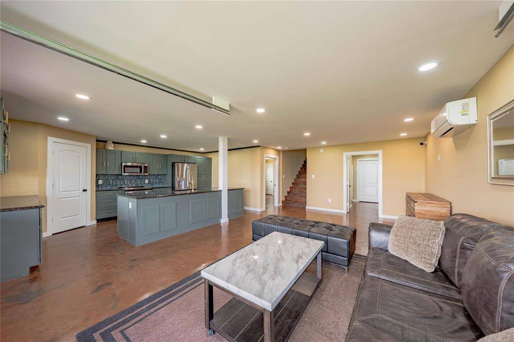 Seven Points, TX 75143,726 Lakeshore Drive