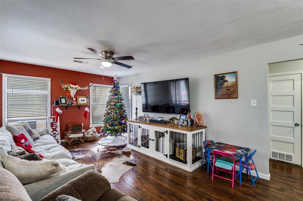 Grand Prairie, TX 75051,606 Tamara Lane