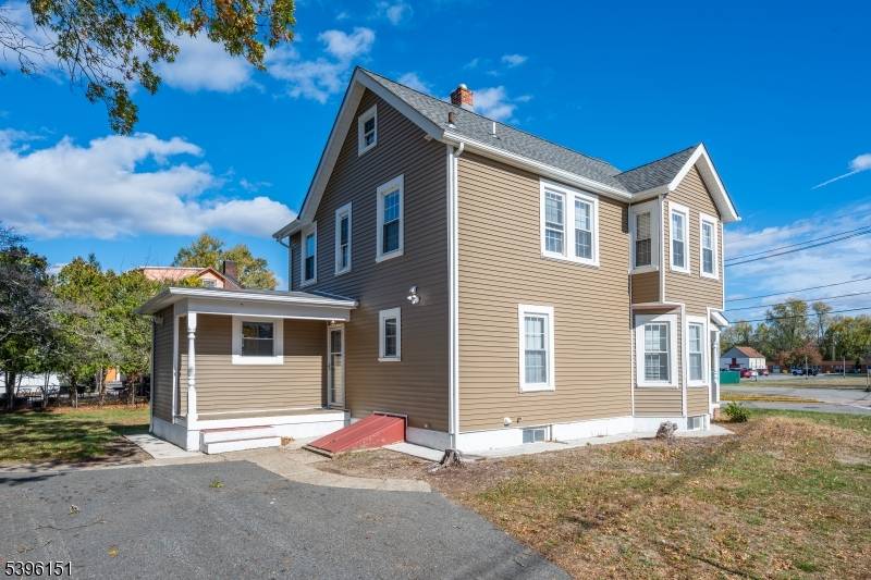 Pompton Lakes Boro, NJ 07442,238 Van Ave