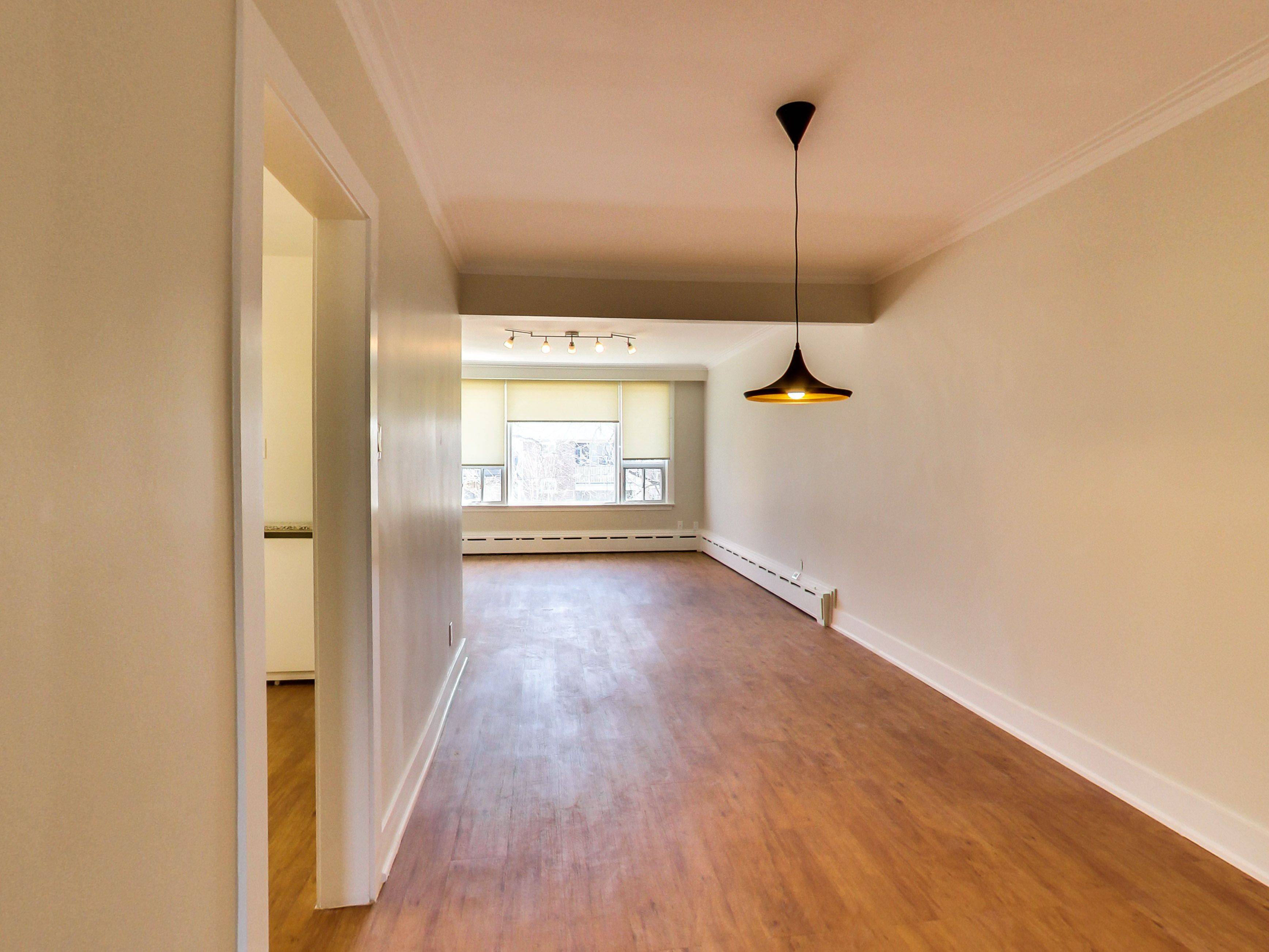 Toronto C01, ON M6H 1G7,48 Dewson ST ##3