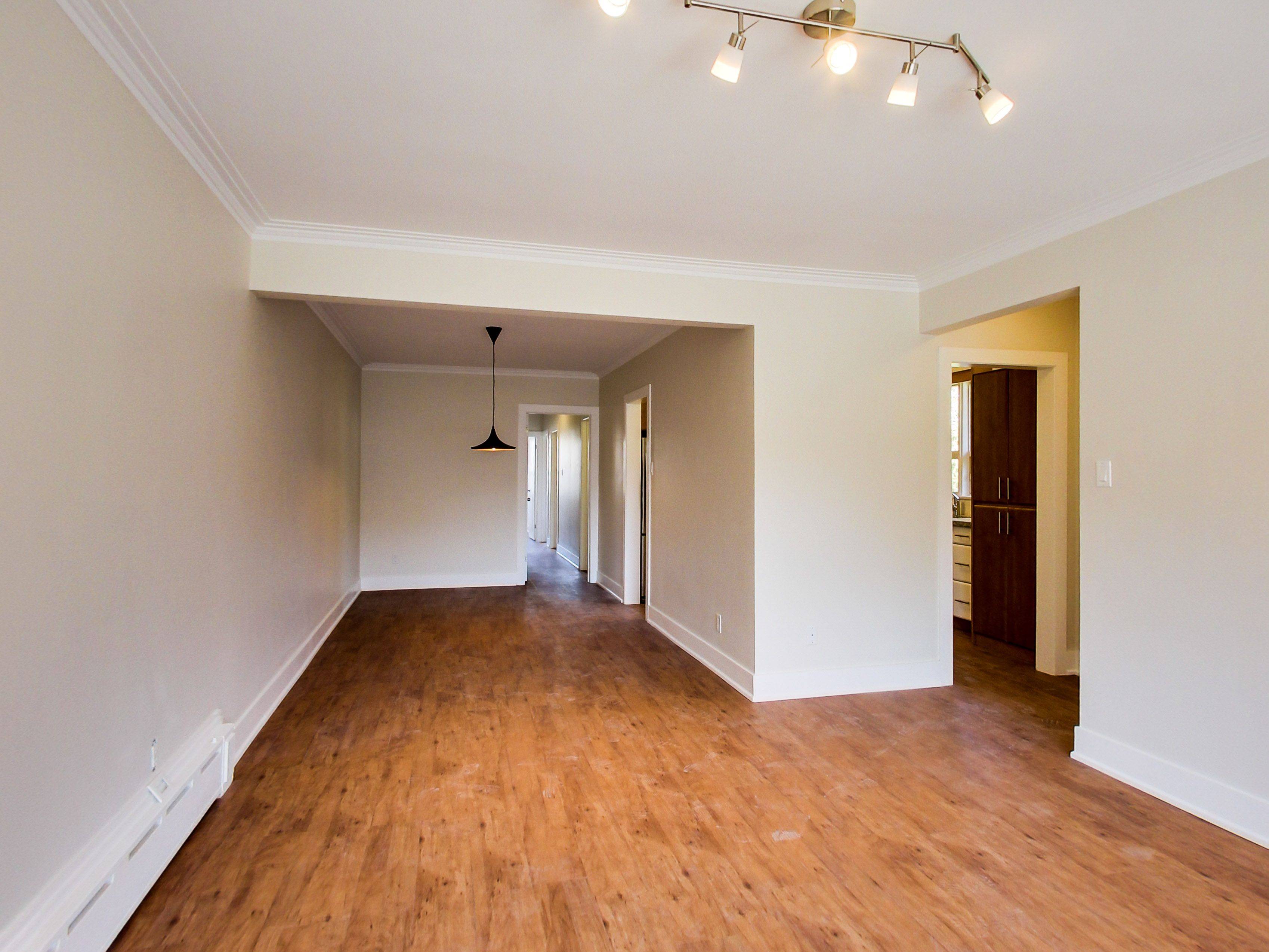 Toronto C01, ON M6H 1G7,48 Dewson ST ##3