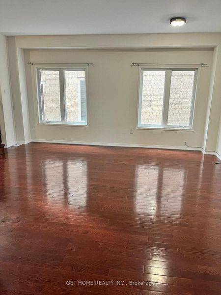 Oshawa, ON L1K 0X3,1708 Douglas Langtree DR