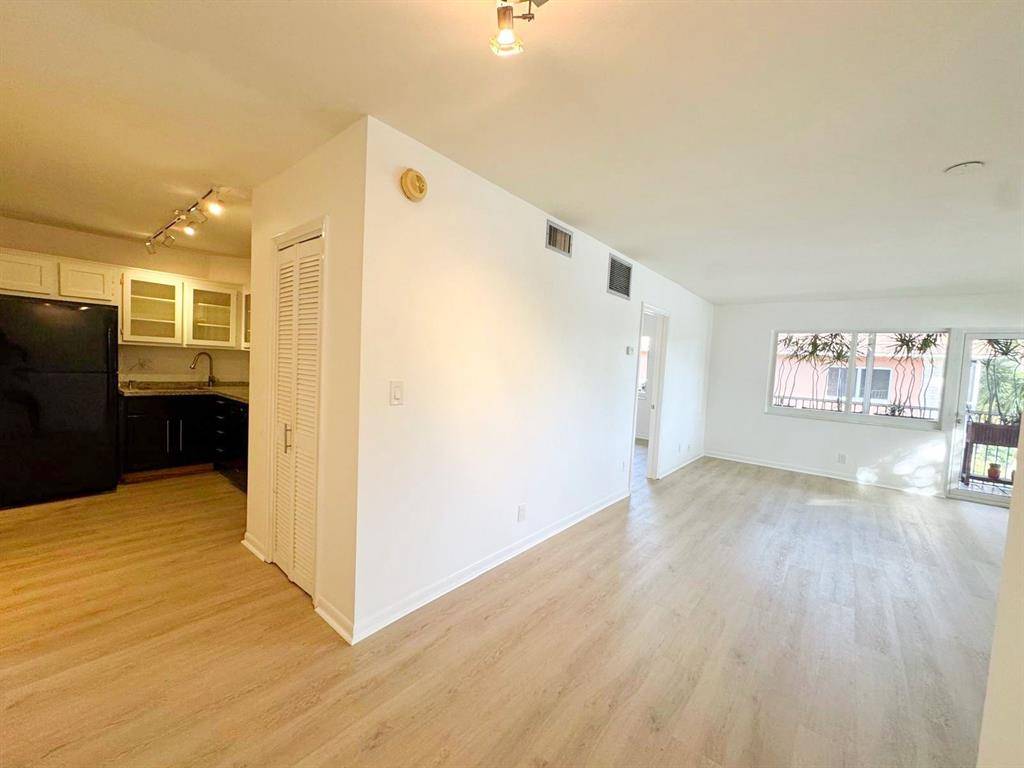 Wilton Manors, FL 33305,119 NE 19th Ct #205G