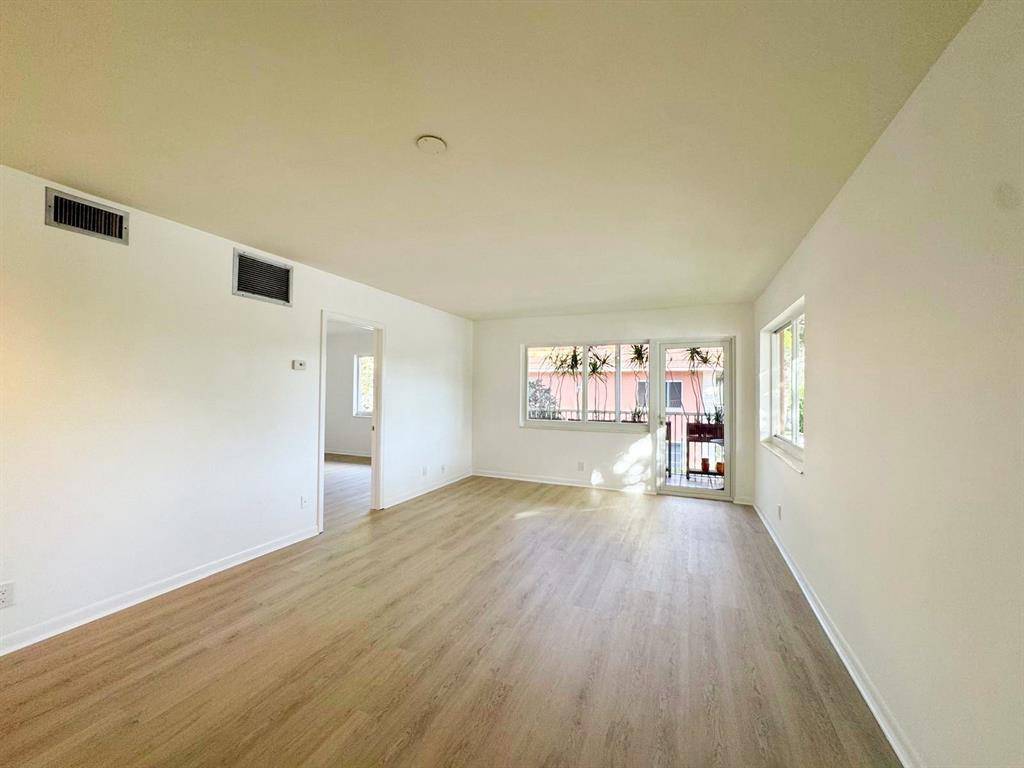 Wilton Manors, FL 33305,119 NE 19th Ct #205G