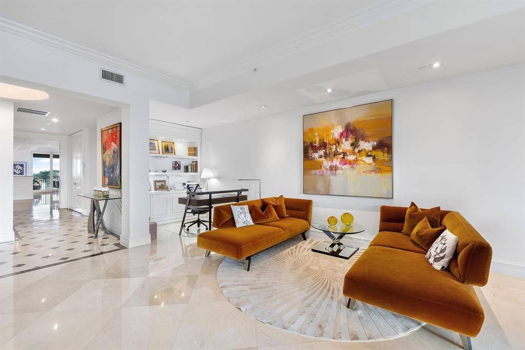 Boca Raton, FL 33432,1 N Ocean Blvd #402