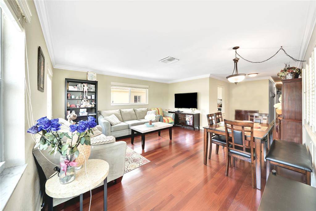 Fort Lauderdale, FL 33306,2701 Middle River Dr #11