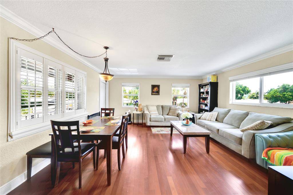 Fort Lauderdale, FL 33306,2701 Middle River Dr #11