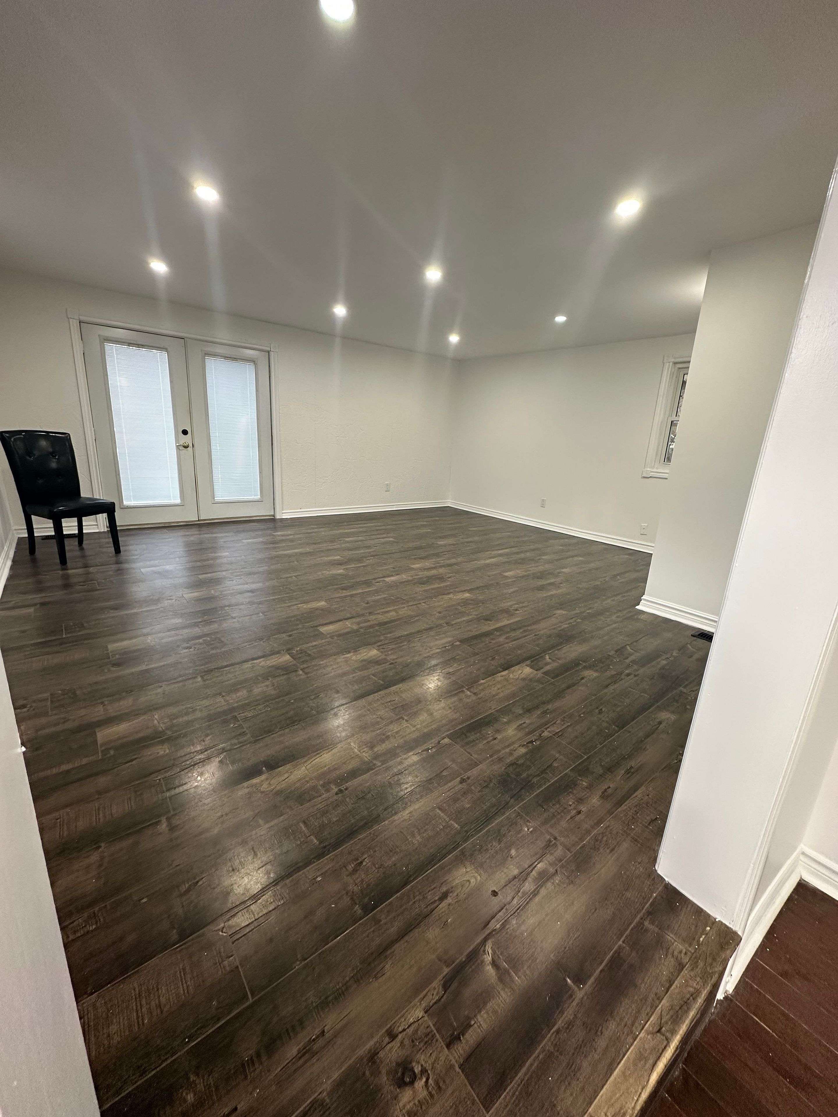 Aurora, ON L4G 1P6,96 Gurnett ST #Main