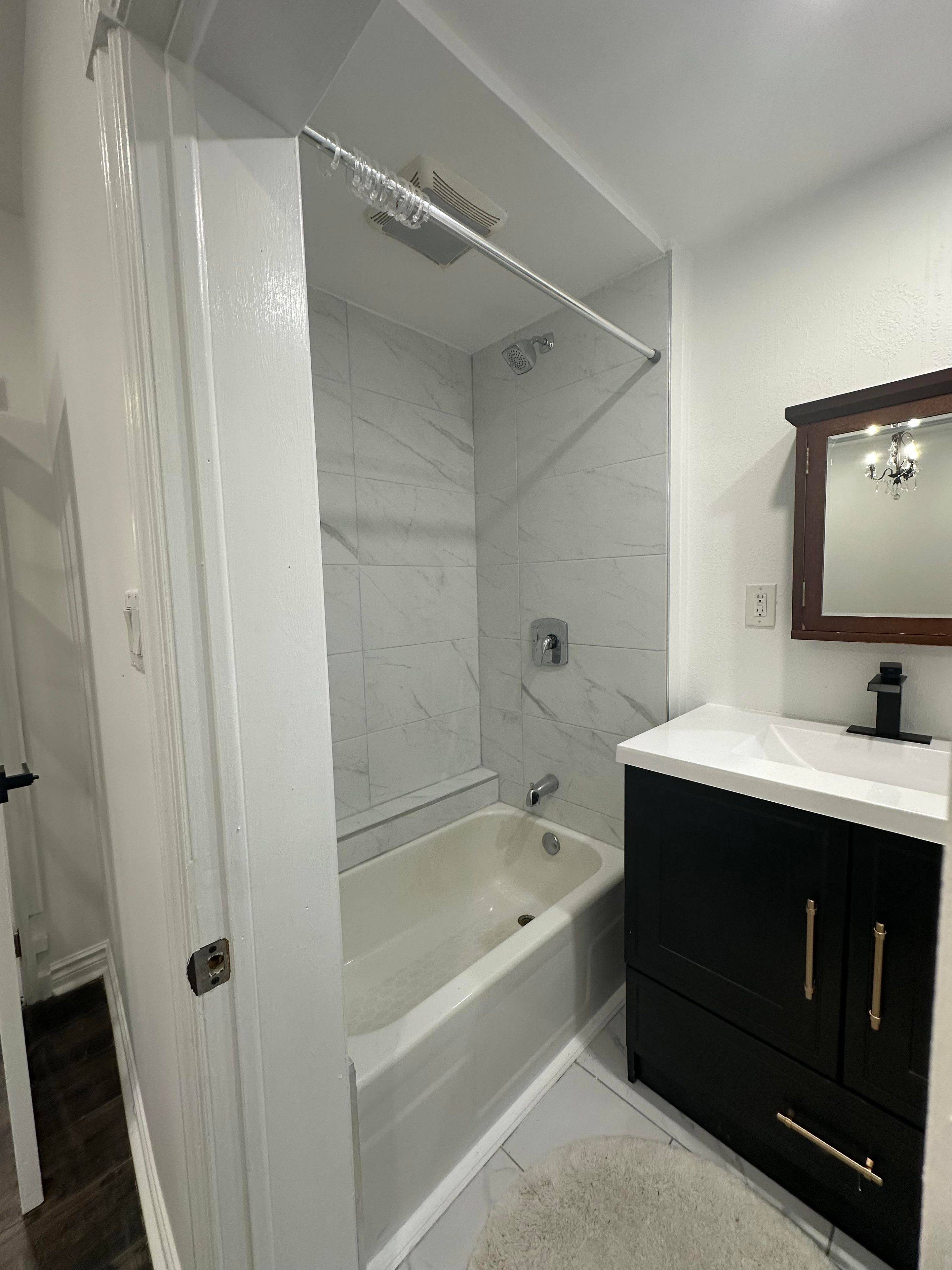 Aurora, ON L4G 1P6,96 Gurnett ST #Main