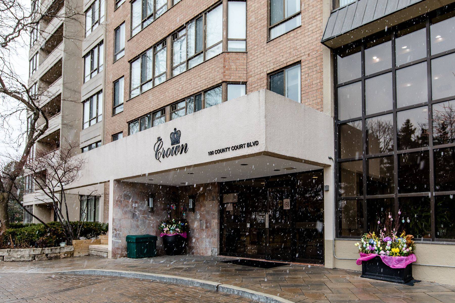 Brampton, ON L6W 3X1,100 County Court BLVD #406