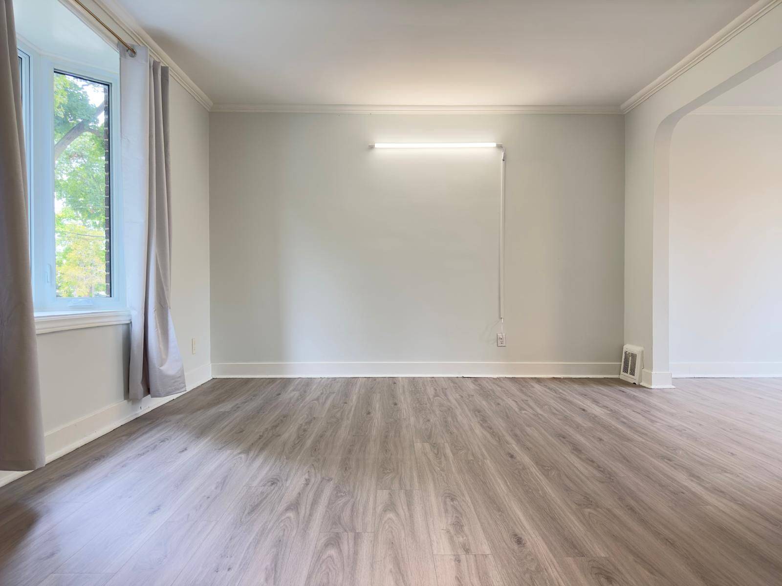 Niagara Falls, ON L2G 4L4,5672 Drummond RD