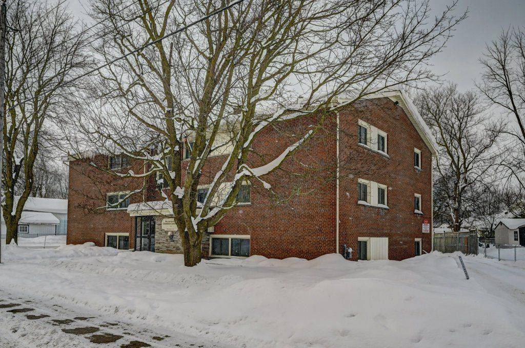 Minto, ON N0G 2P0,155 Queen ST N #311