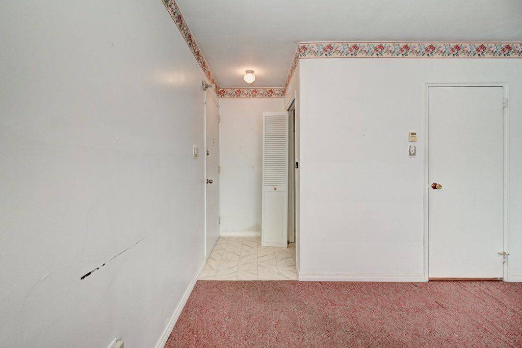 Minto, ON N0G 2P0,155 Queen ST N #311