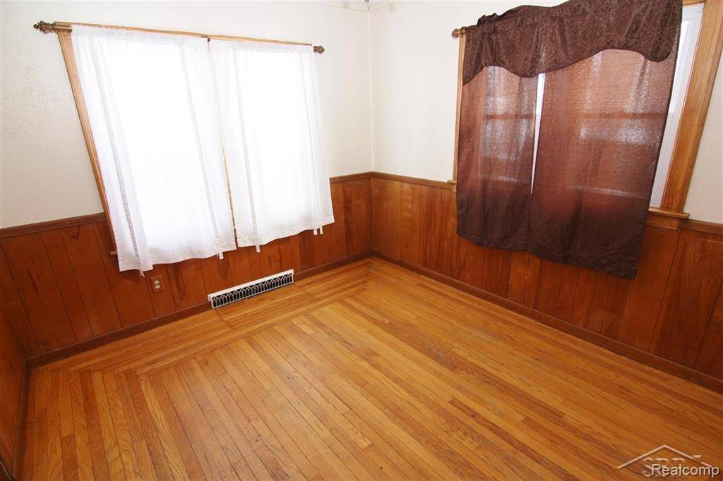 Saginaw, MI 48602,1717 Ottawa ST