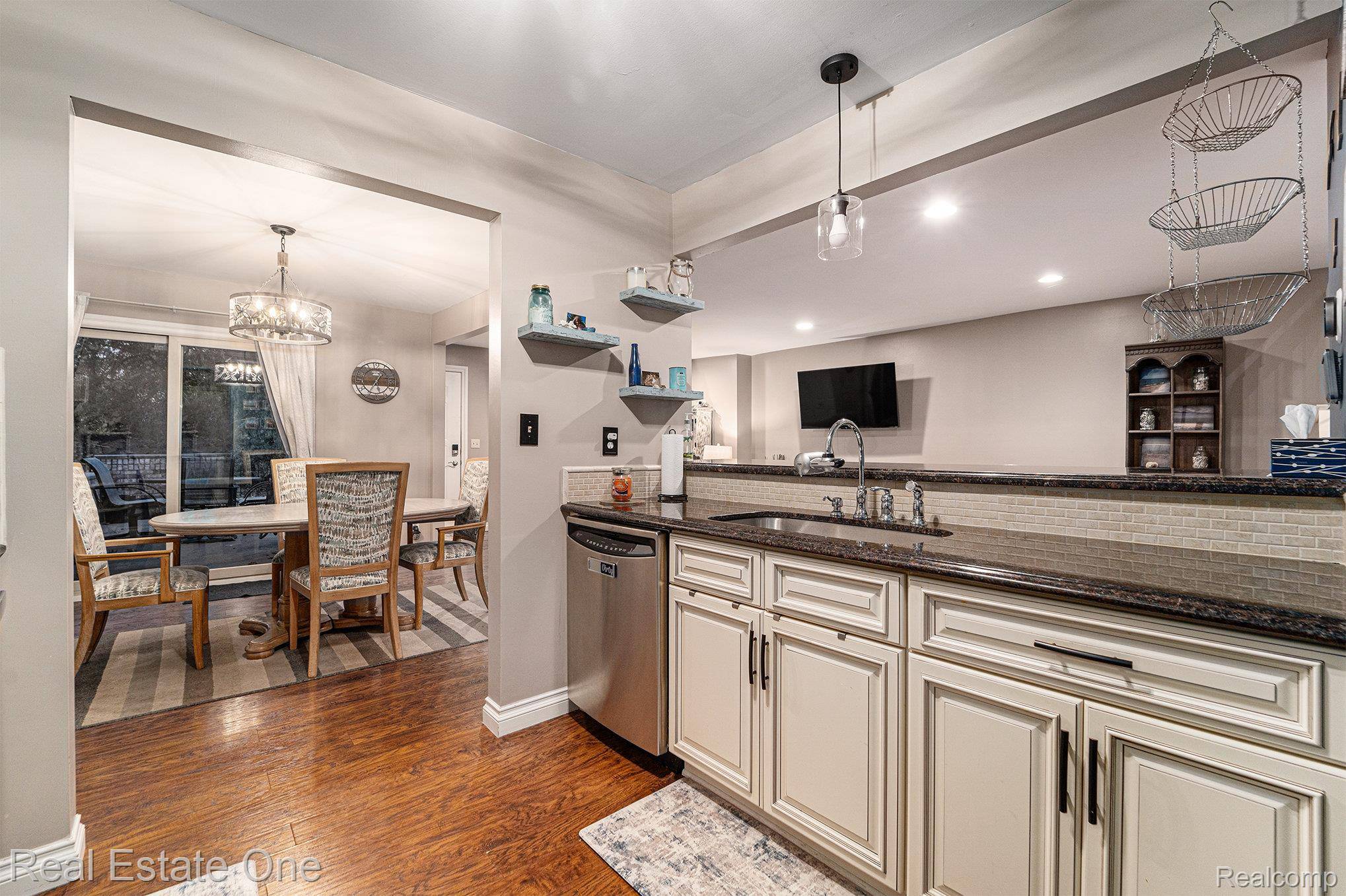 Bloomfield Hills, MI 48304,1503 S HILL