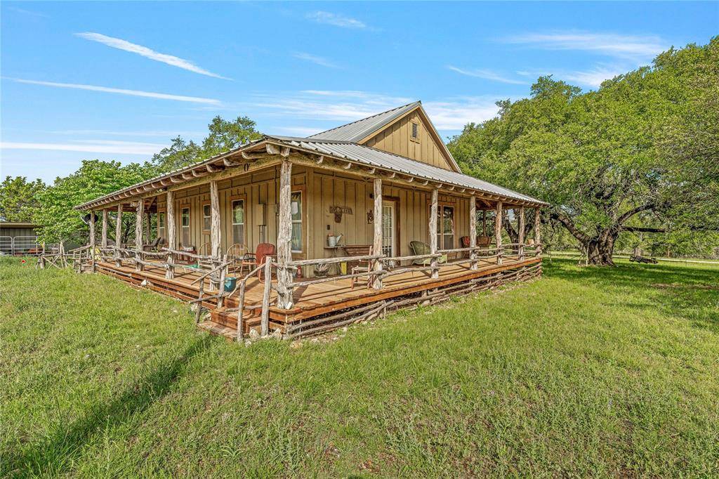 Meridian, TX 76665,1333 Private Road 2120