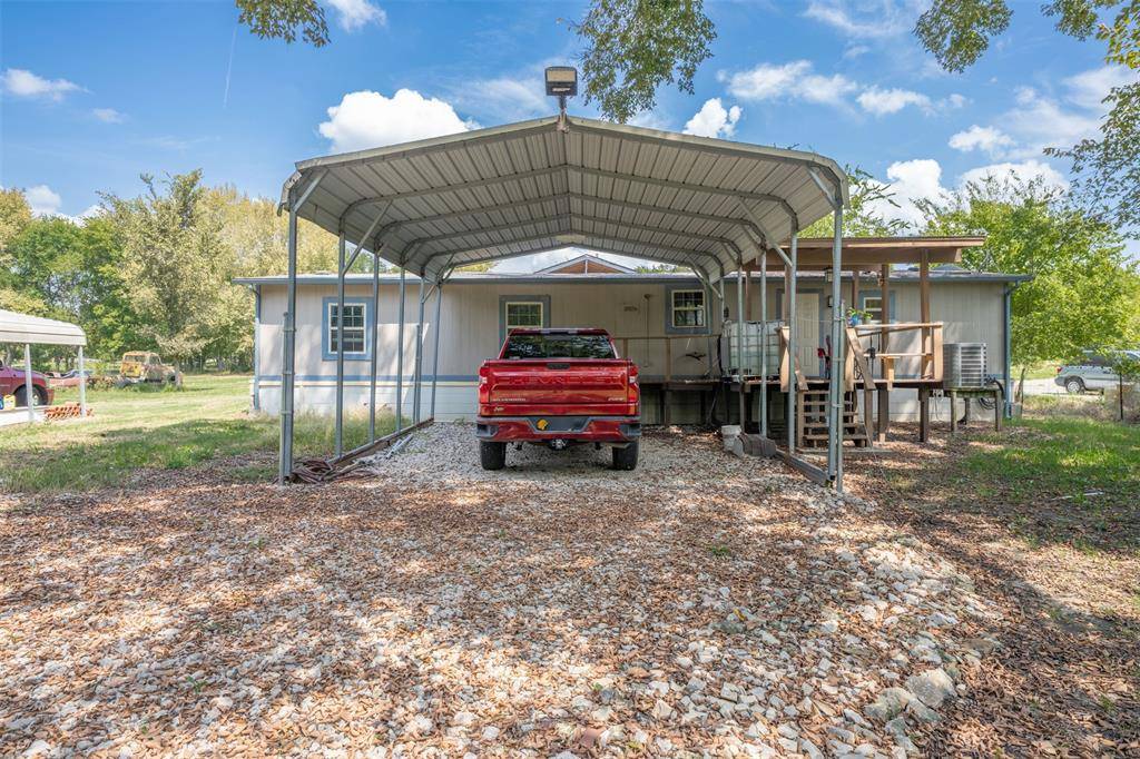 Quinlan, TX 75474,8748 Private Road 2416