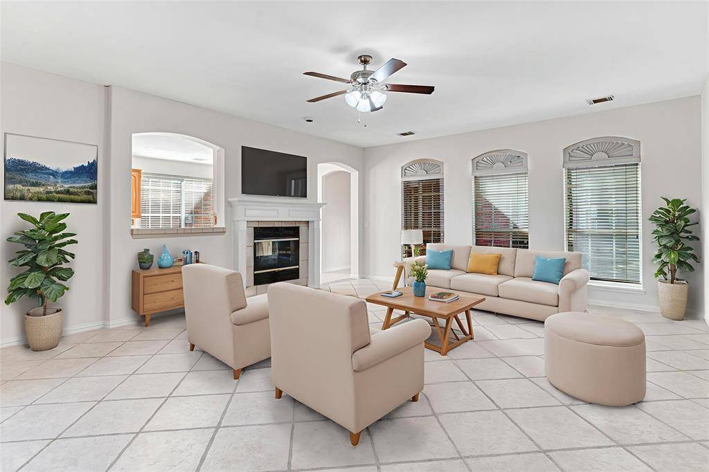 Plano, TX 75074,2221 Country Club Drive