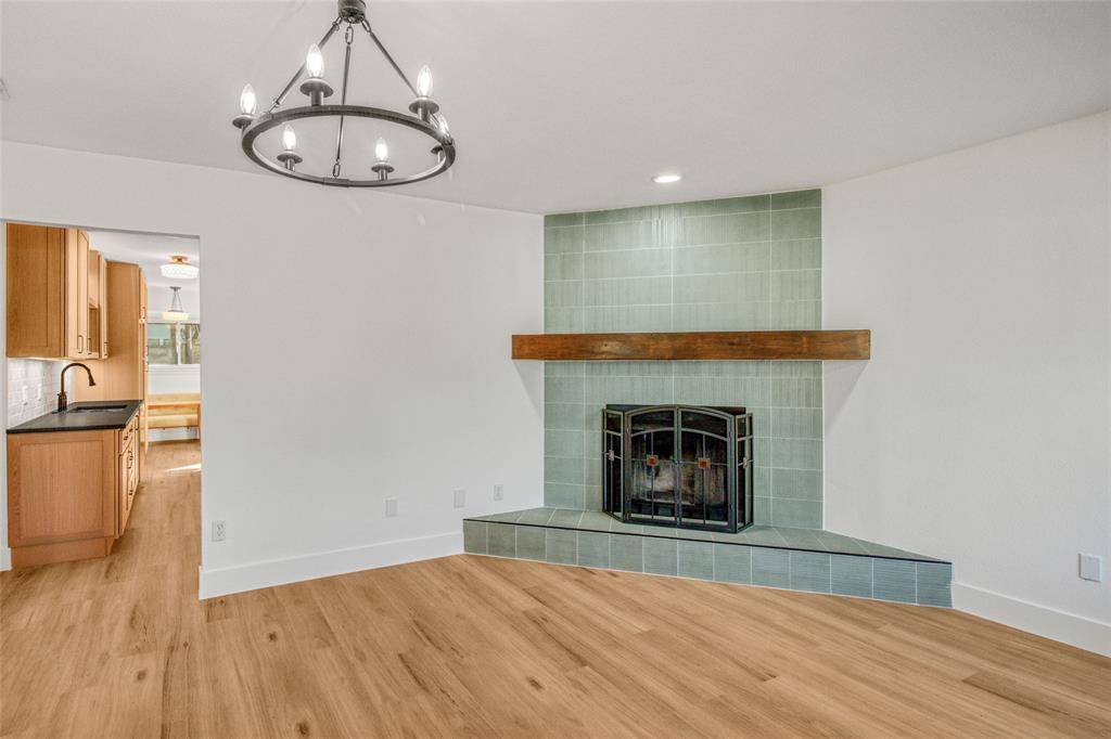 Hurst, TX 76053,116 Donald Drive