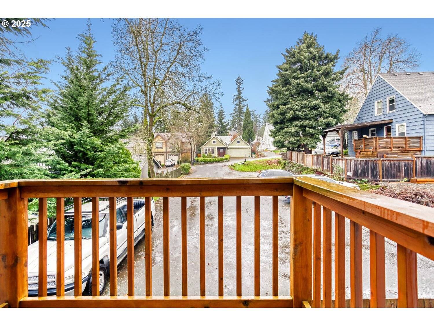 Portland, OR 97219,3925 SW MULTNOMAH BLVD #206