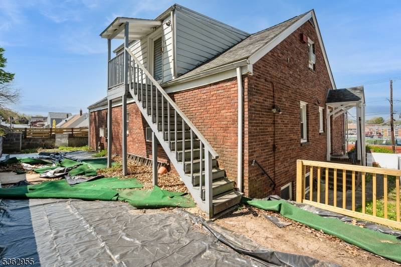 Belleville Twp., NJ 07109,118-120 Nolton St