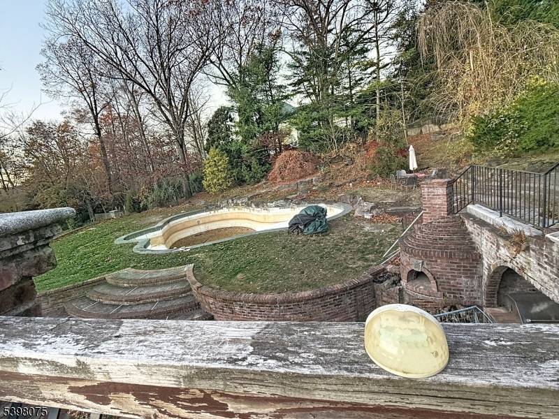 Saddle River Boro, NJ 07458,19 Powder Hill Rd