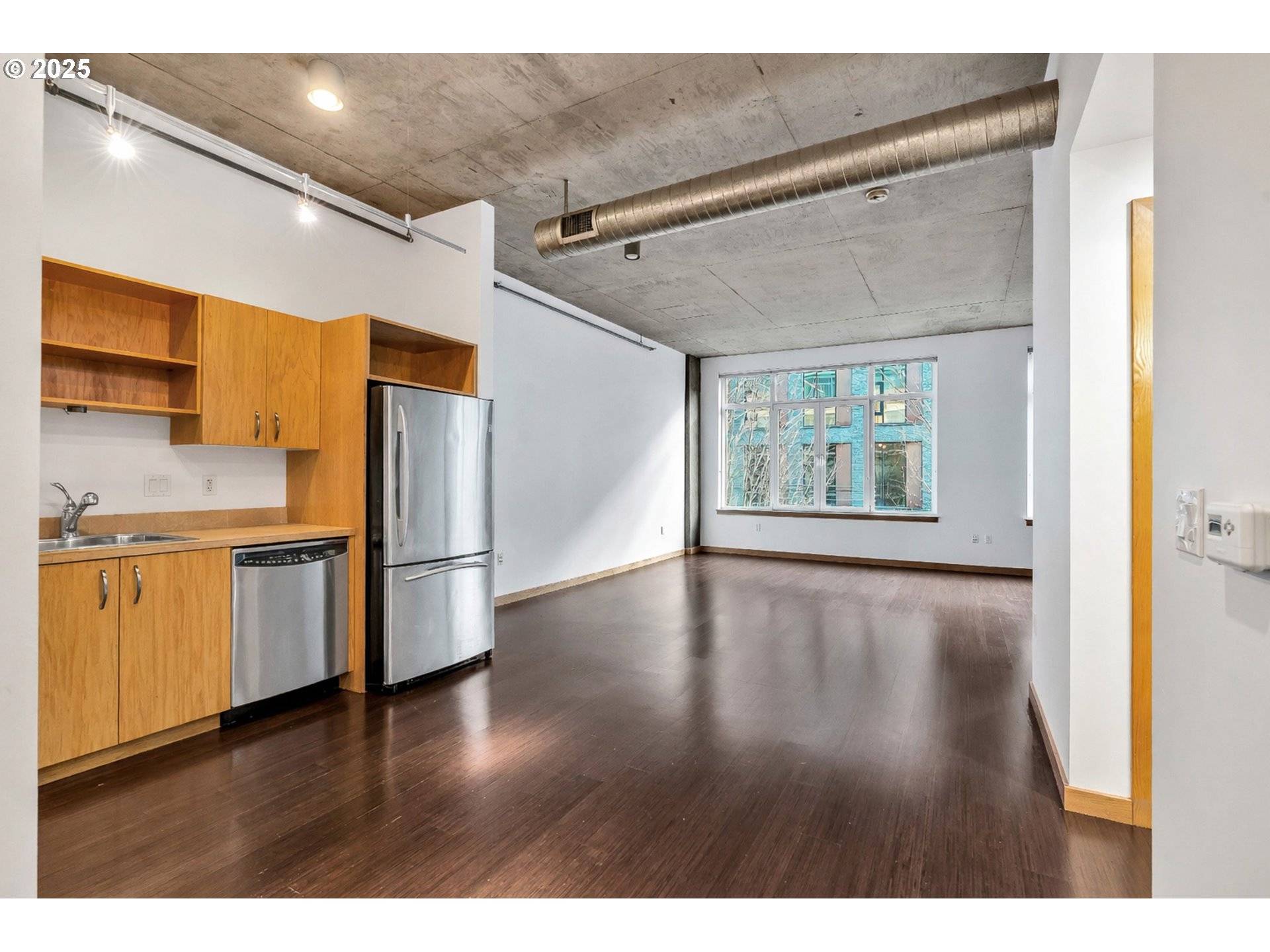 Portland, OR 97209,1255 NW 9TH AVE #217