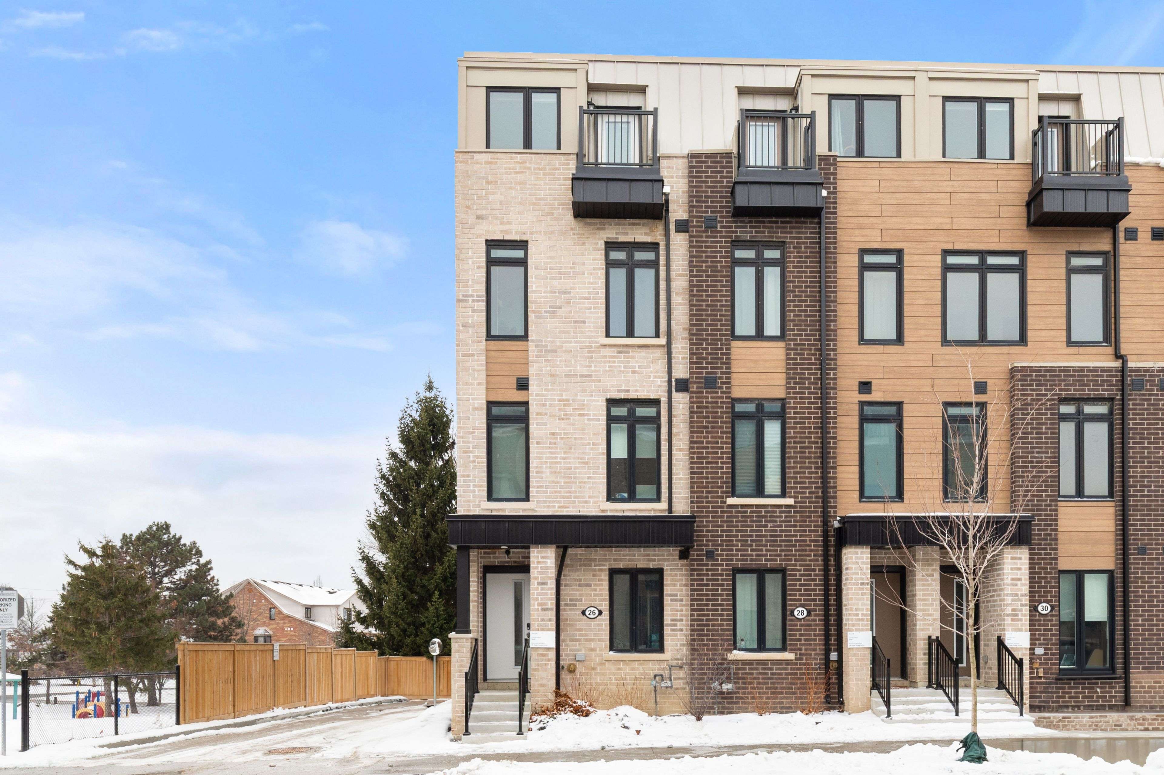 Toronto C13, ON M4A 2X2,26 Case Ootes DR