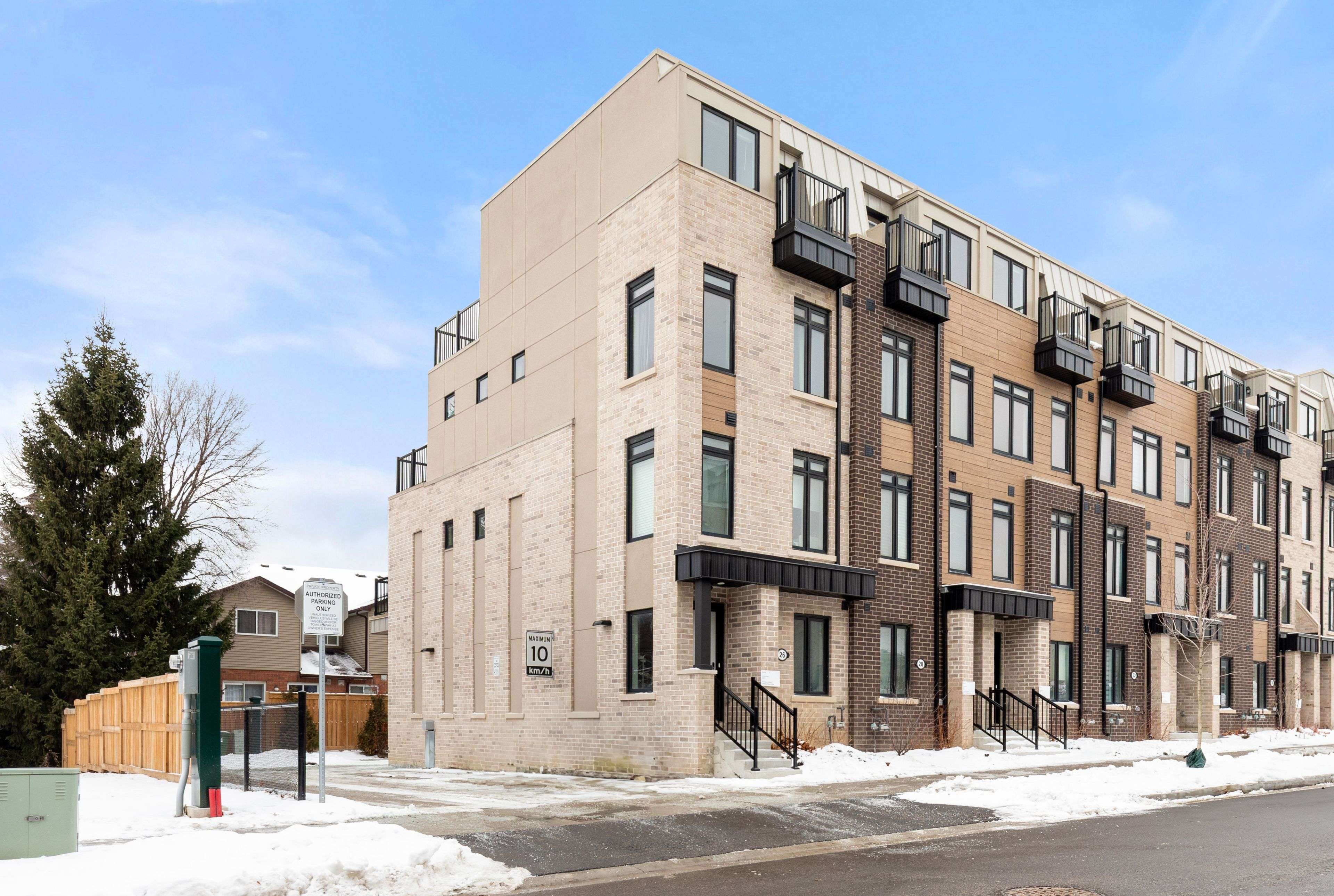 Toronto C13, ON M4A 2X2,26 Case Ootes DR