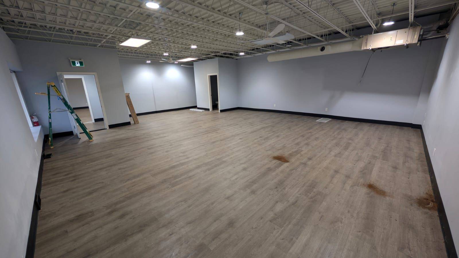 Toronto E10, ON M1E 2P8,4663 Kingston RD #Unit A