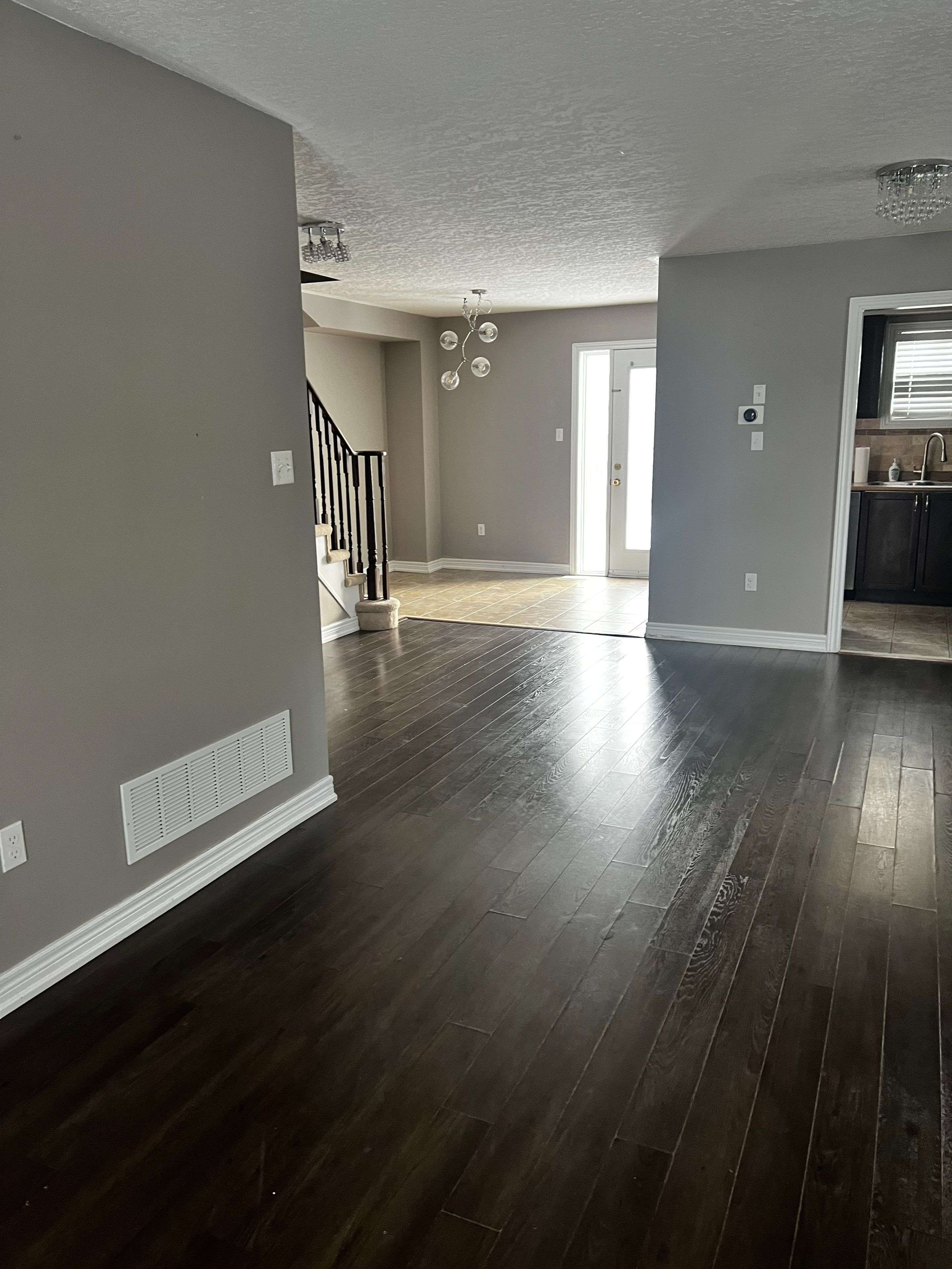 Essa, ON L0M 1B4,9 Admiral CRES