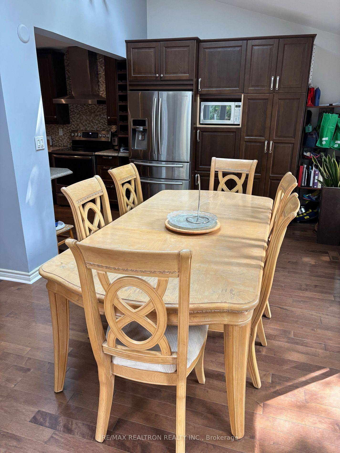 Vaughan, ON L4J 5E7,6 Joanna CRES