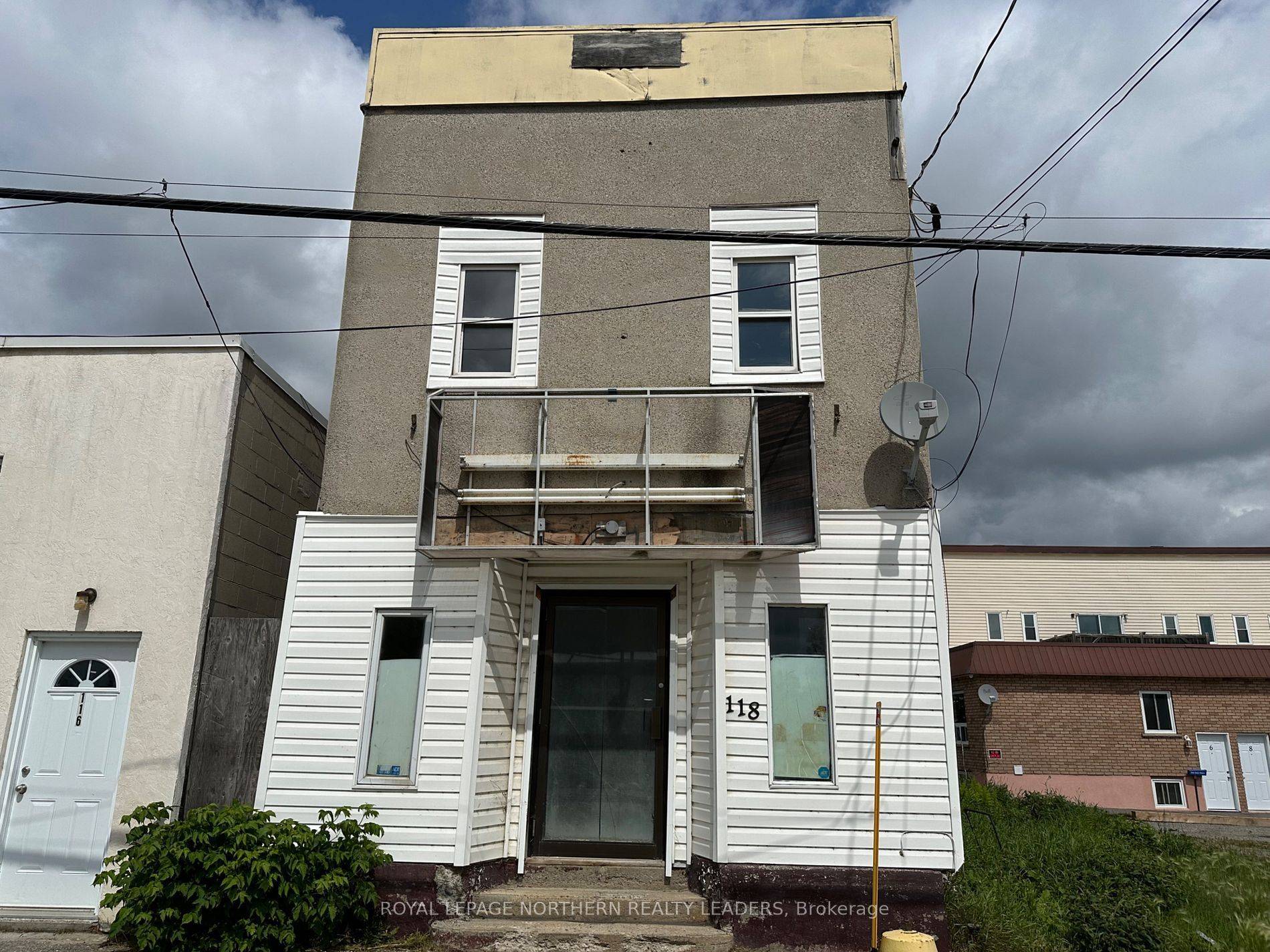 Timmins, ON P0N 1H0,118 Golden AVE