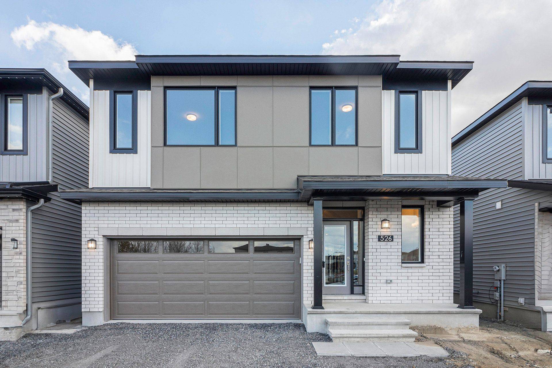 Orleans - Convent Glen And Area, ON K1W 0S8,526 Reflection ST