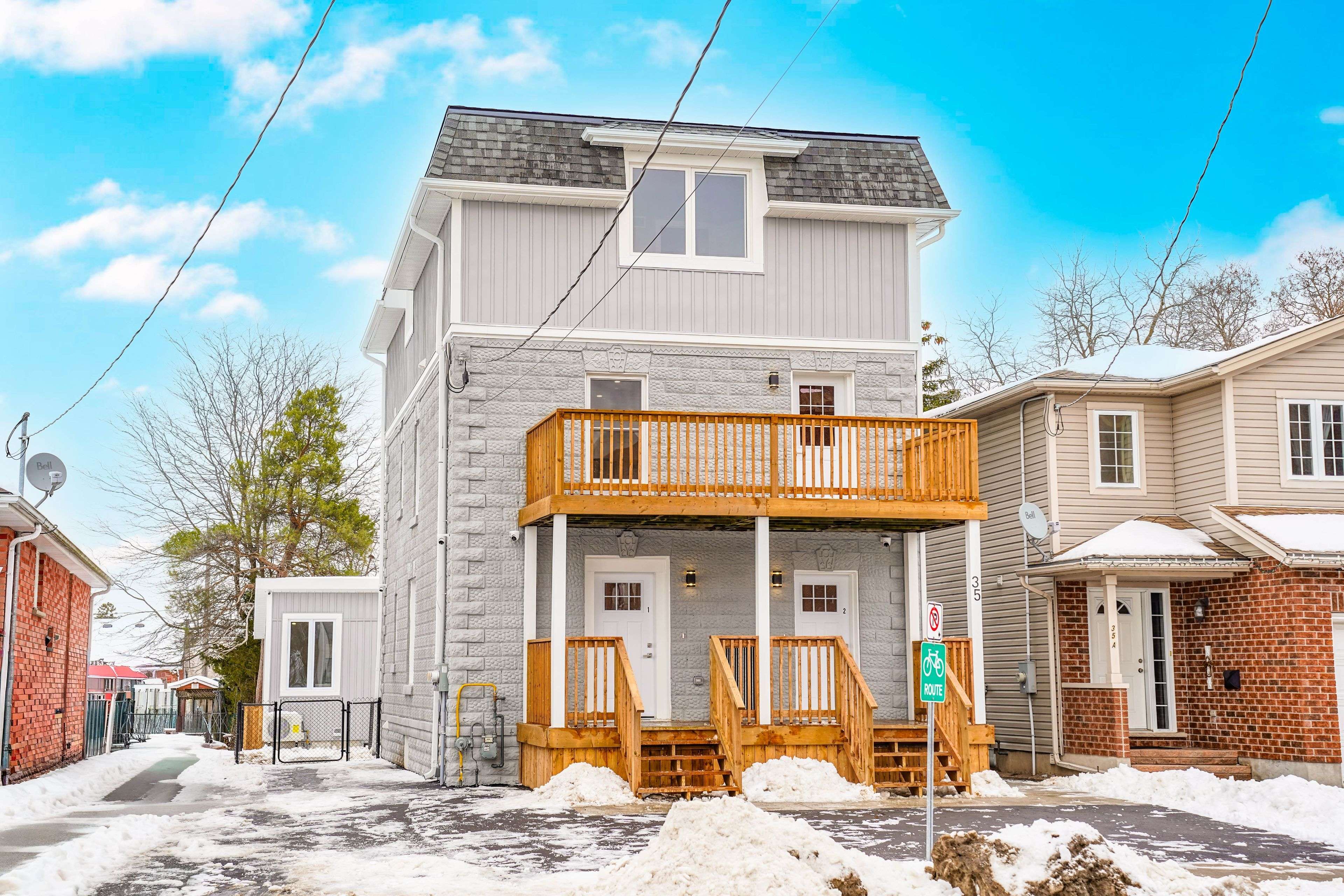 Brantford, ON N3R 1V2,35 St George ST #2